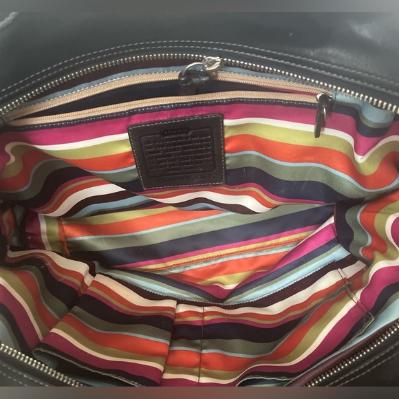 Coach Bleecker legacy Shoulder Bag EUC - Picture 4 of 11